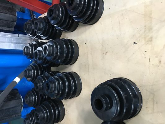 Автоматическая резиновая пылевая крышка Машины для обработки резины Резиновые инжекционные литья